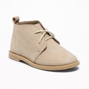 Sueded desert boots toddler size 7